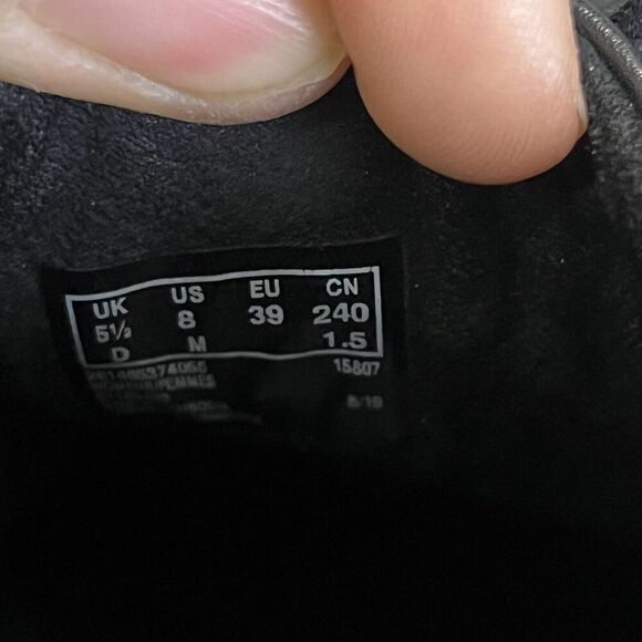 Clarks Damson Tie Black Leather Ankle Chukka Boots Size US 8 Block Heel Comfort - Picture 9 of 10